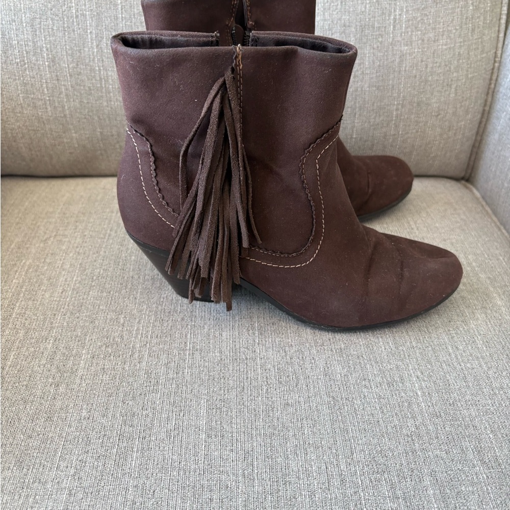 Ruff Hewn Women’s Holley Fringe Ankle Booties - Size 7